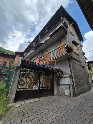 casa semindipendente in vendita a Primaluna