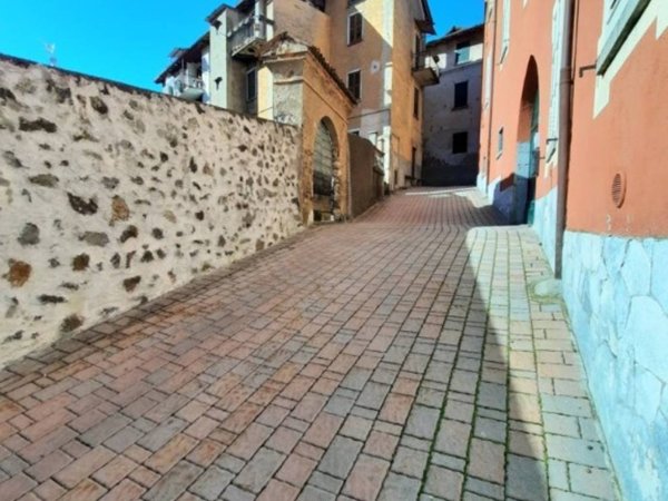 casa indipendente in vendita a Primaluna