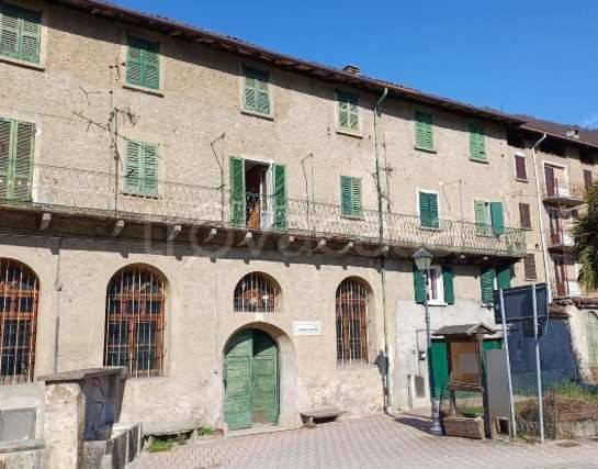 appartamento in vendita a Primaluna in zona Cortabbio