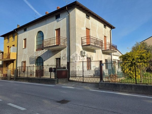 appartamento in vendita a Robbiate