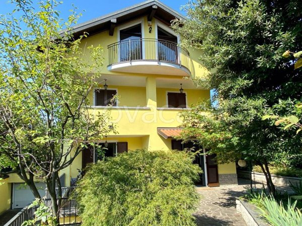 casa indipendente in vendita a Robbiate