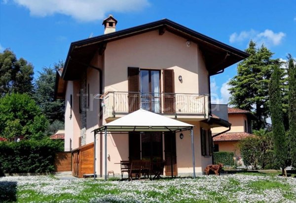 casa indipendente in vendita a Robbiate