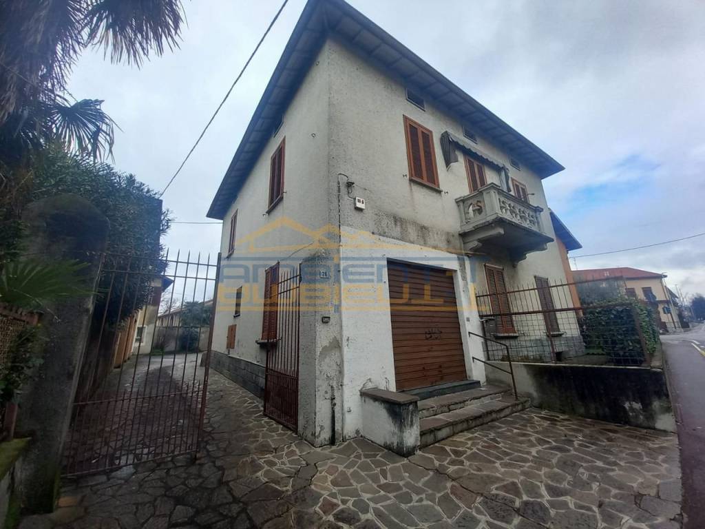 casa indipendente in vendita a Robbiate