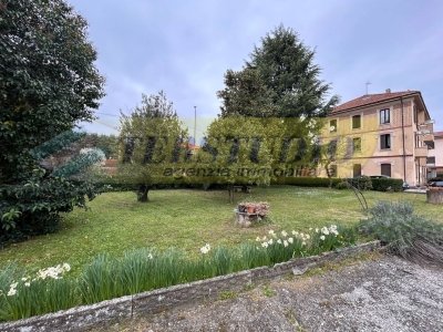 intera palazzina in vendita a Robbiate