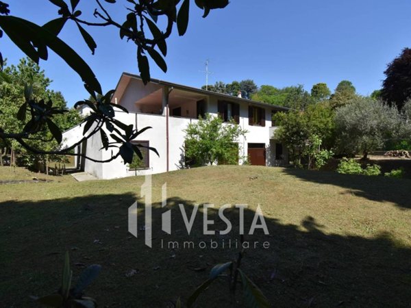 casa indipendente in vendita a Robbiate