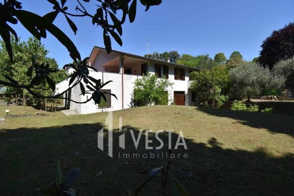 casa indipendente in vendita a Robbiate
