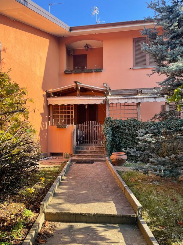 casa indipendente in vendita a Robbiate