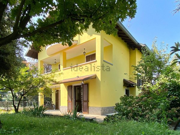 casa indipendente in vendita a Robbiate