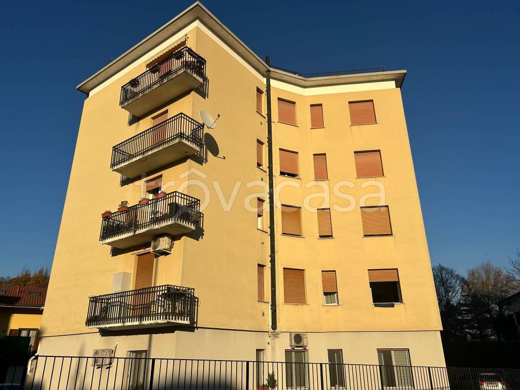appartamento in vendita a Robbiate