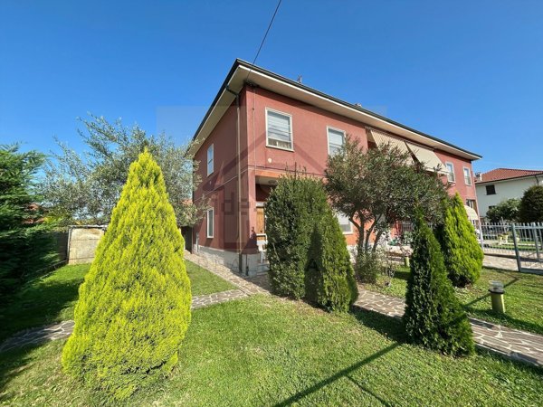 appartamento in vendita a Robbiate