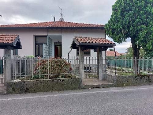 casa indipendente in vendita a Robbiate