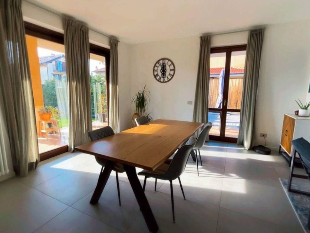 casa indipendente in vendita a Robbiate
