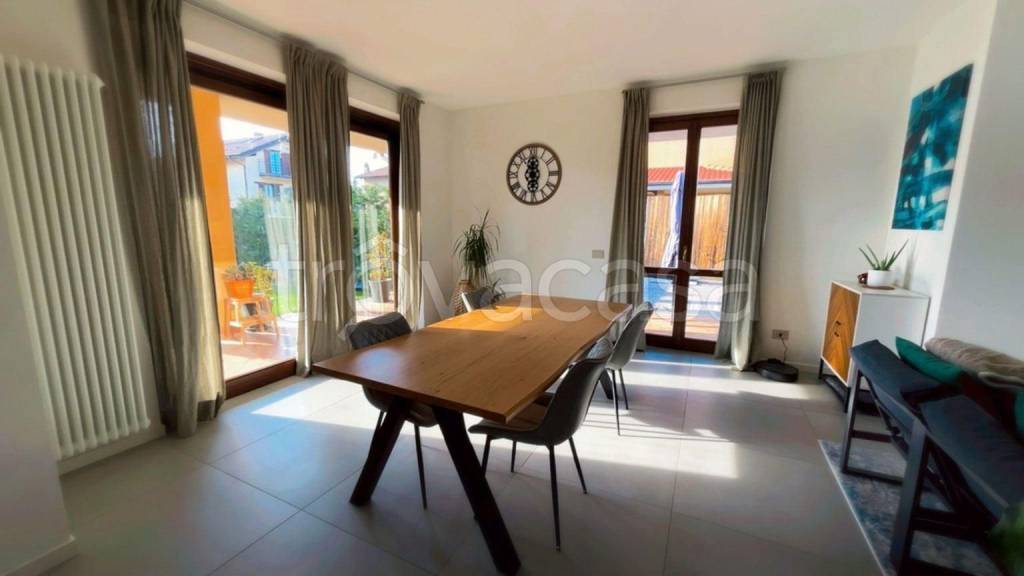 casa indipendente in vendita a Robbiate