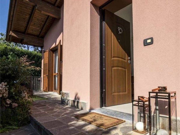 casa indipendente in vendita a Robbiate