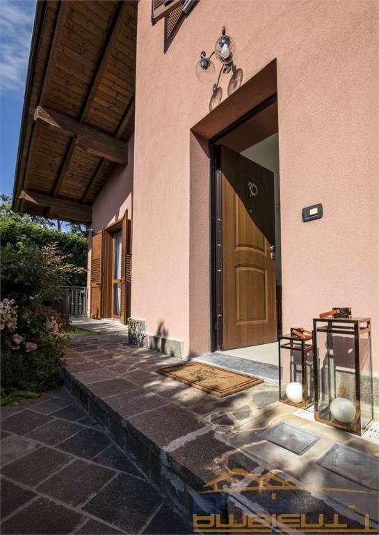 casa indipendente in vendita a Robbiate
