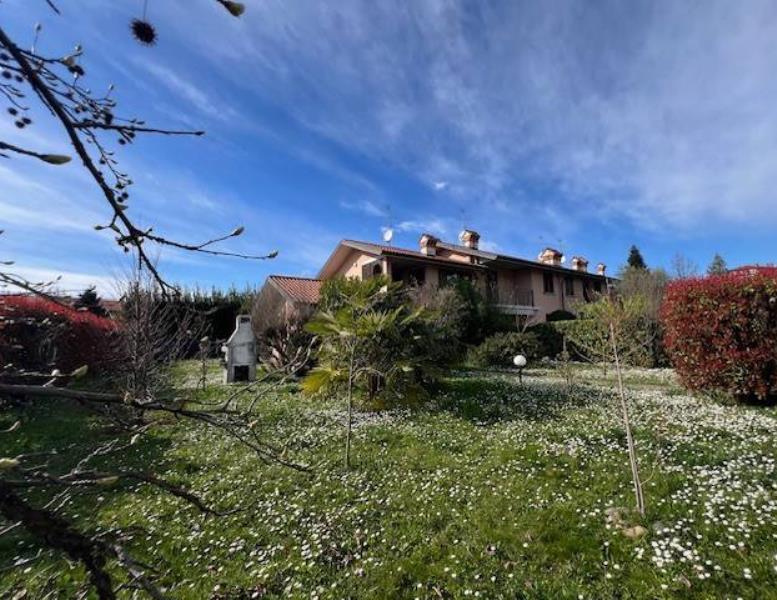 casa indipendente in vendita a Robbiate