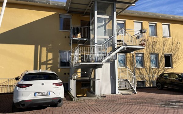 ufficio in vendita a Robbiate