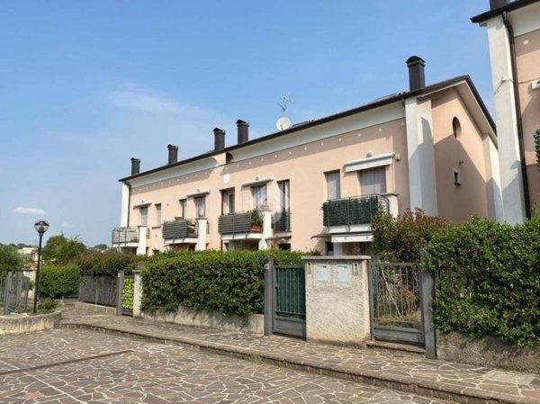appartamento in vendita a Robbiate