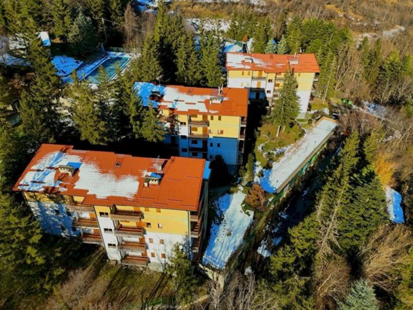 appartamento in vendita a Fabbrica Curone in zona Caldirola