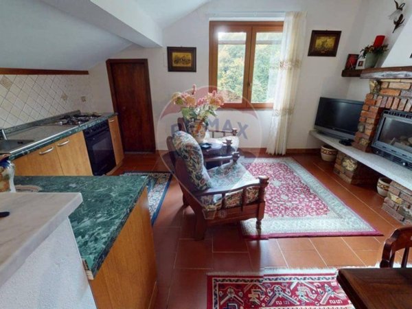 appartamento in vendita a Fabbrica Curone in zona Caldirola