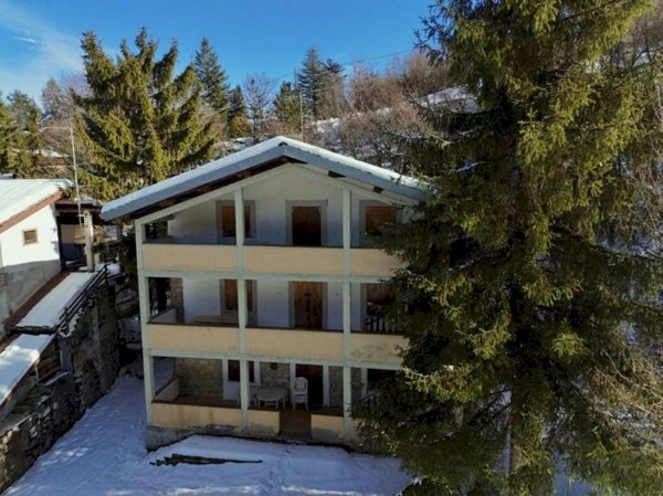 casa indipendente in vendita a Fabbrica Curone in zona Caldirola