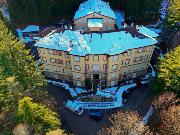 appartamento in vendita a Fabbrica Curone in zona Caldirola