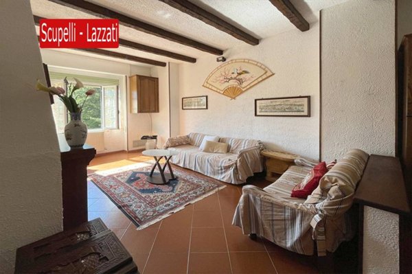 appartamento in vendita a Fabbrica Curone