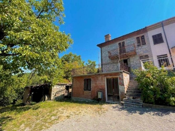 casa indipendente in vendita a Fabbrica Curone