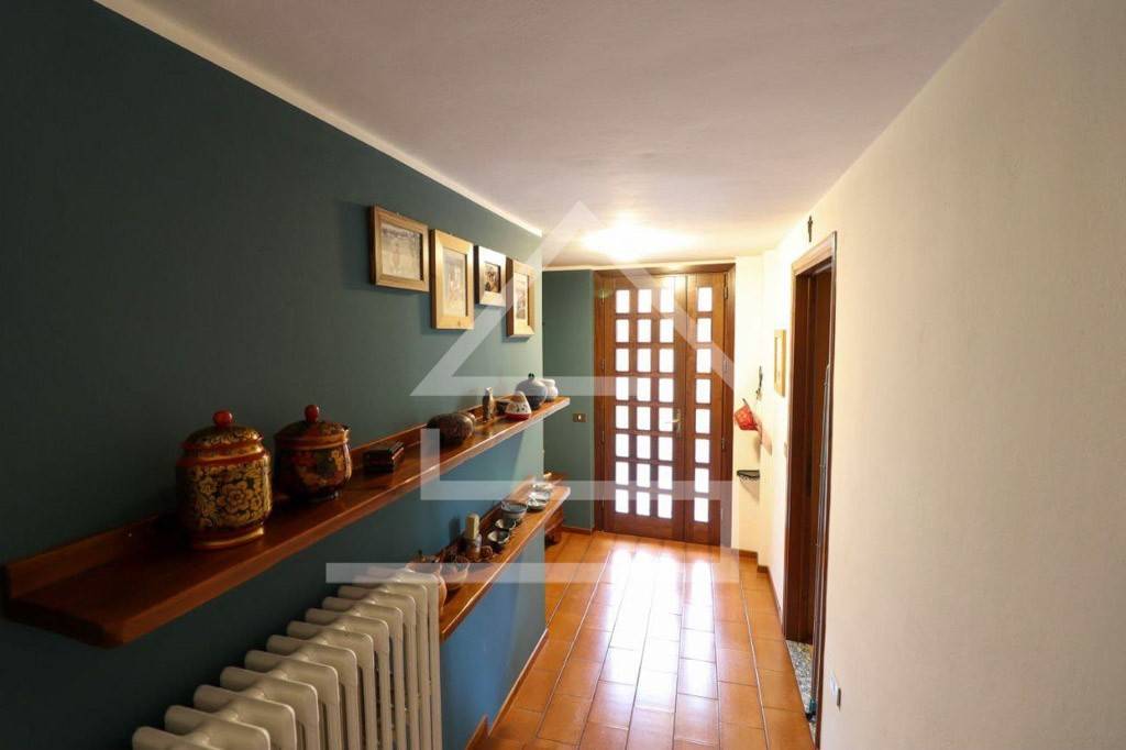 casa indipendente in vendita a Rogeno