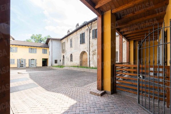 appartamento in vendita a Rogeno