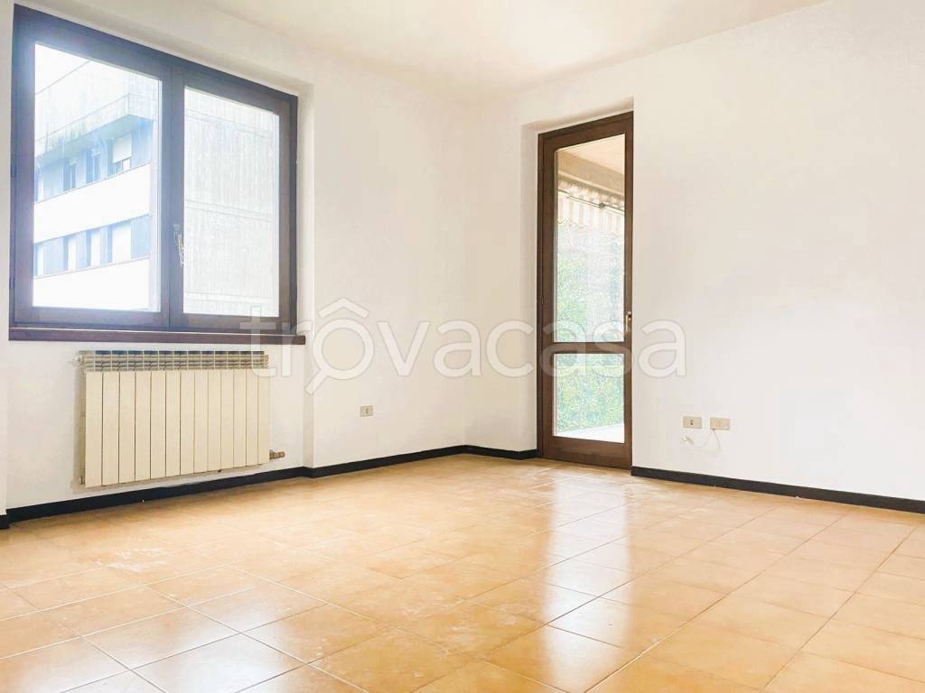 appartamento in vendita a Rogeno