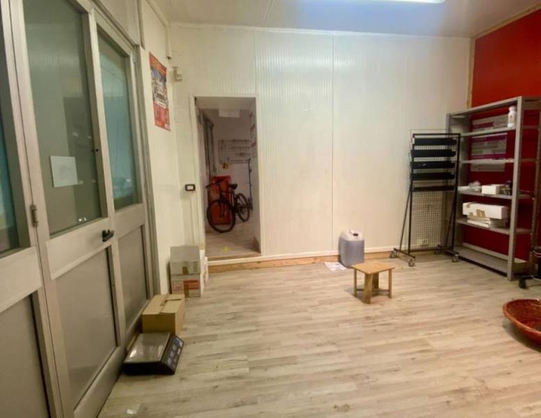 appartamento in vendita a Rogeno in zona Casletto