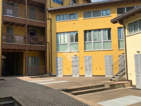 appartamento in vendita a Rogeno