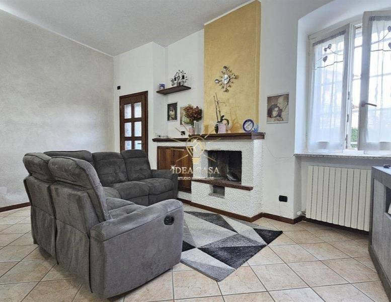 appartamento in vendita a Rogeno