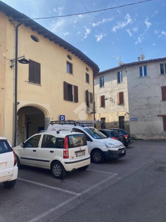 appartamento in vendita a Rogeno