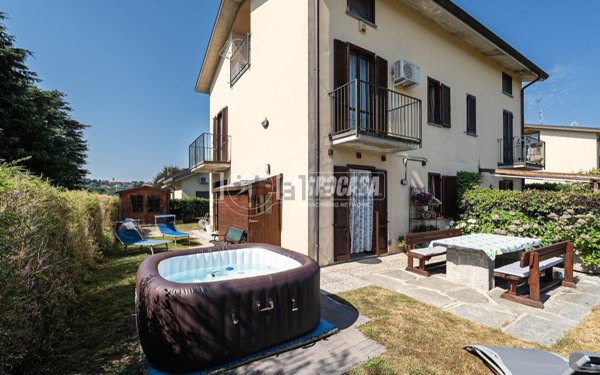 appartamento in vendita a Rogeno