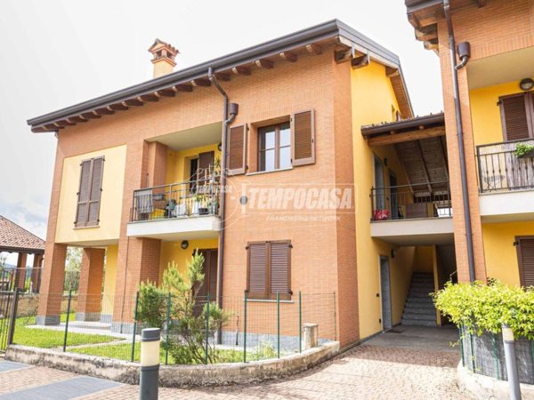 appartamento in vendita a Rogeno