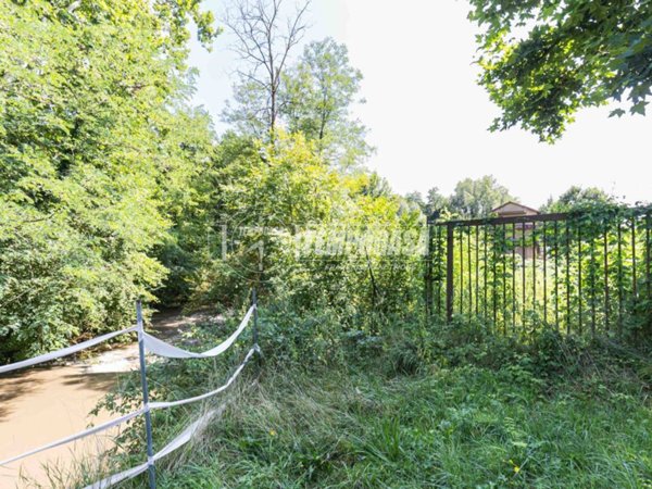 casa indipendente in vendita a Rogeno
