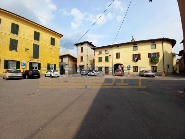 appartamento in vendita a Rogeno