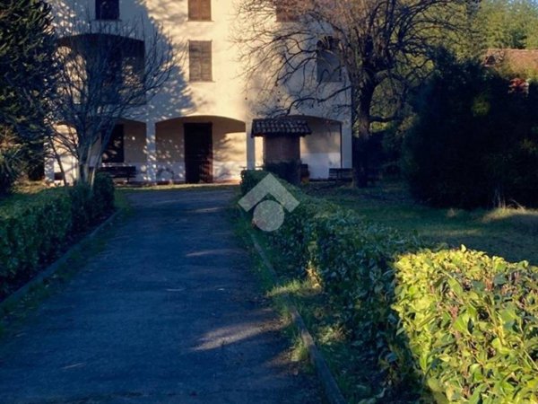 casa indipendente in vendita a Rogeno
