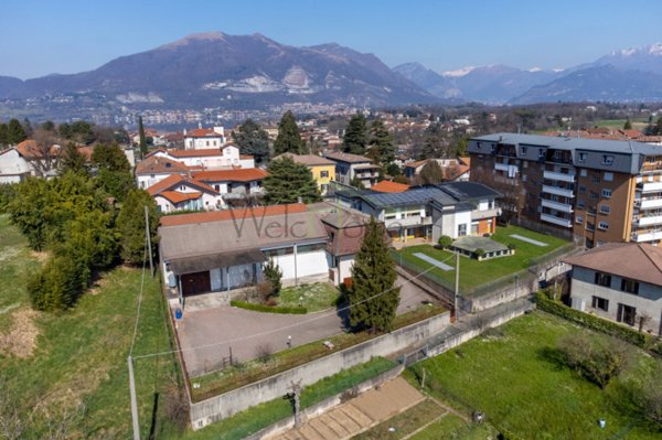 casa indipendente in vendita a Rogeno