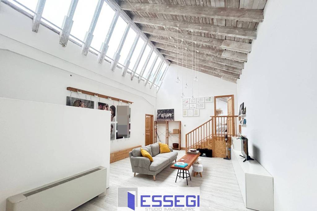 appartamento in vendita a Rogeno