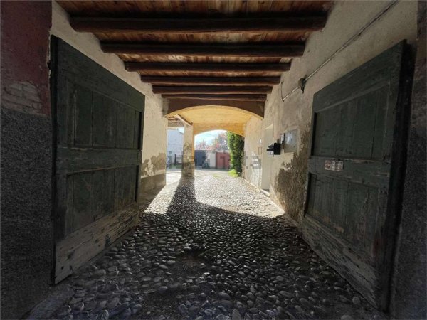 appartamento in vendita a Rogeno