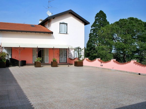 appartamento in vendita a Rogeno