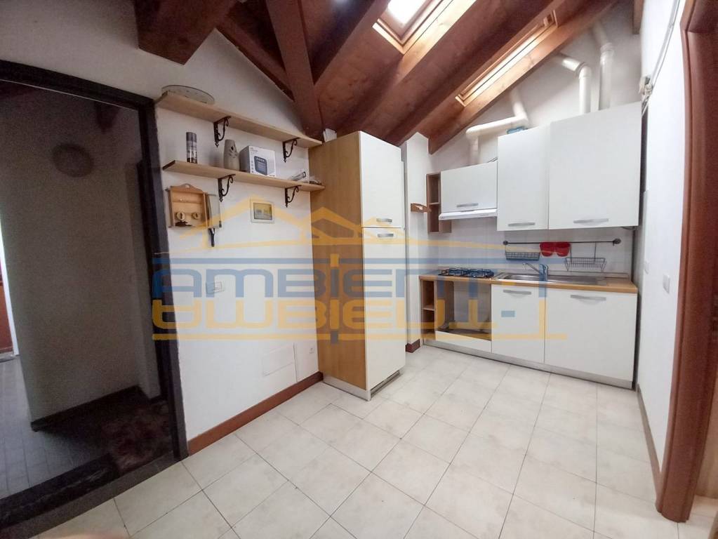 appartamento in vendita a Rogeno