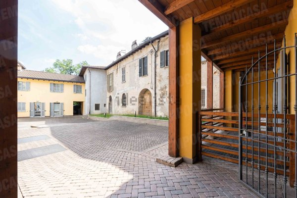 appartamento in vendita a Rogeno