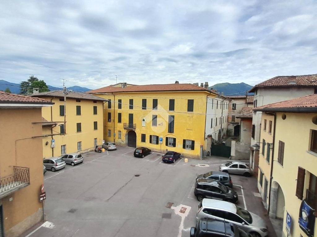 appartamento in vendita a Rogeno