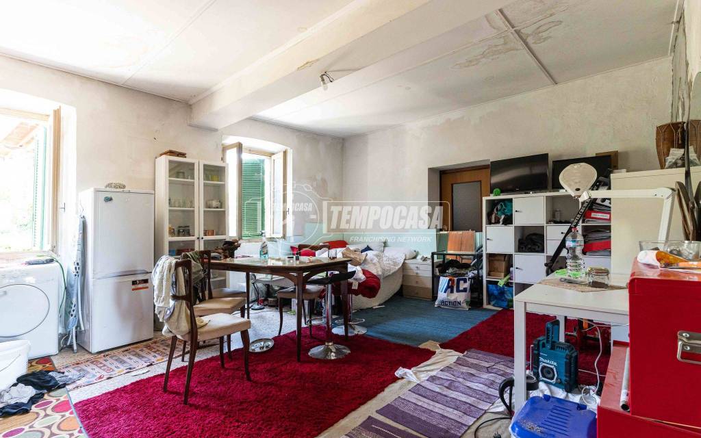 casa indipendente in vendita a Rogeno in zona Casletto