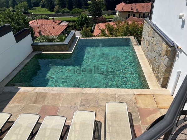 casa indipendente in vendita a Santa Maria Hoè in zona Alduno