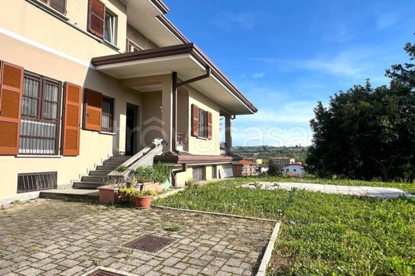 appartamento in vendita a Sirone